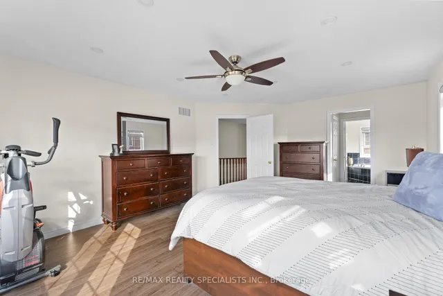 Additional image 20 of 2 Severin St