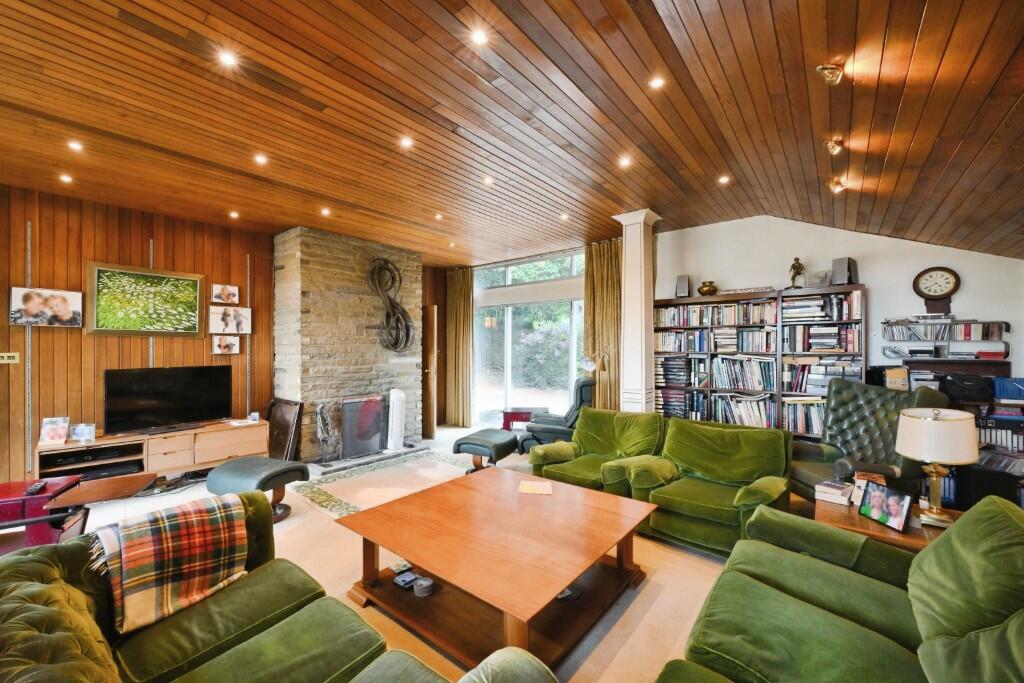 Additional image 8 of High Road, AL9