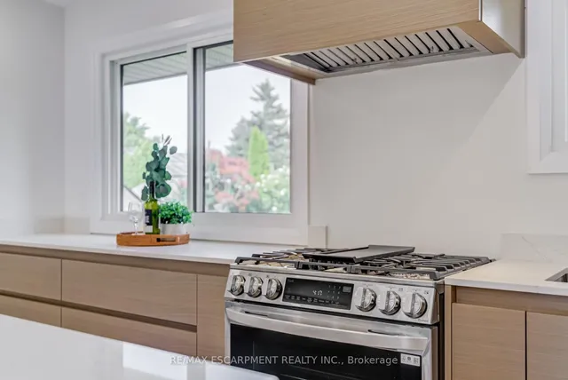 Additional image 19 of 13 Skyland Dr