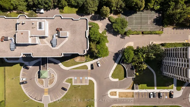 Additional image 33 of 320 MILL St Unit 307