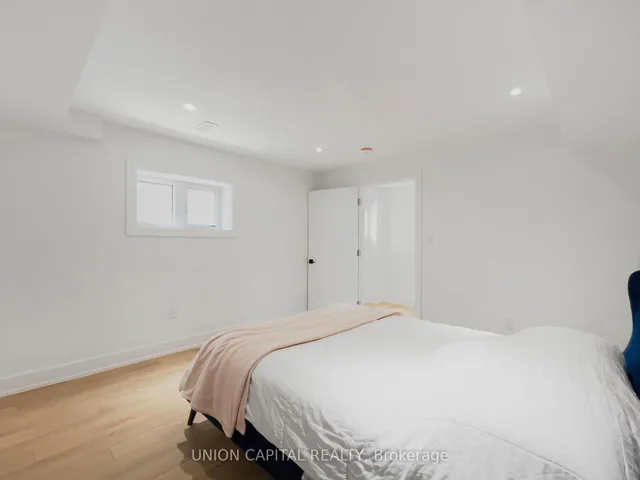 Additional image 31 of 26 Hampshire Pl