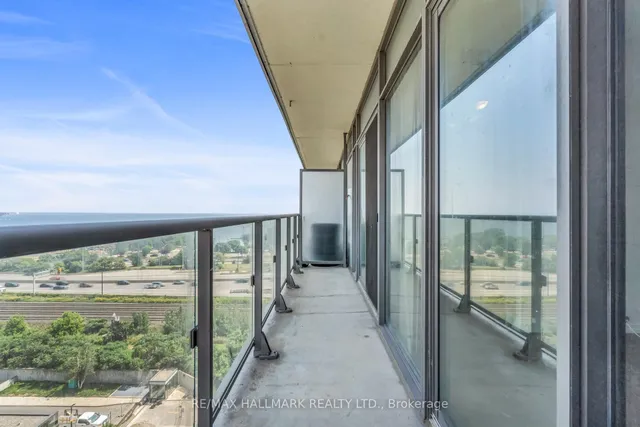 Additional image 30 of 105 The Queensway Ave Unit 1115