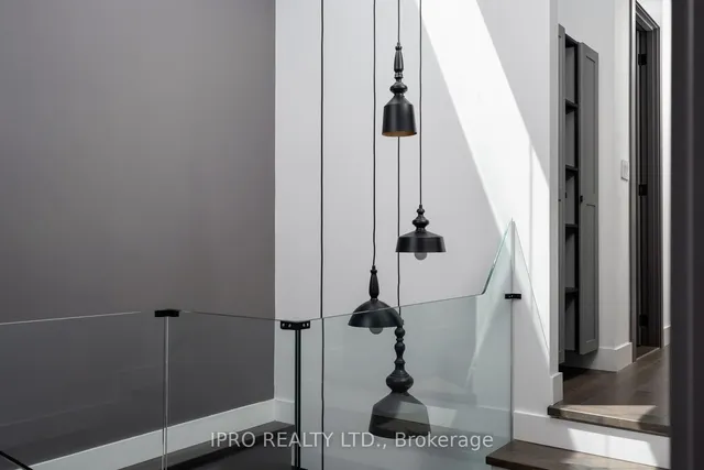 Additional image 24 of 127 Barker Ave