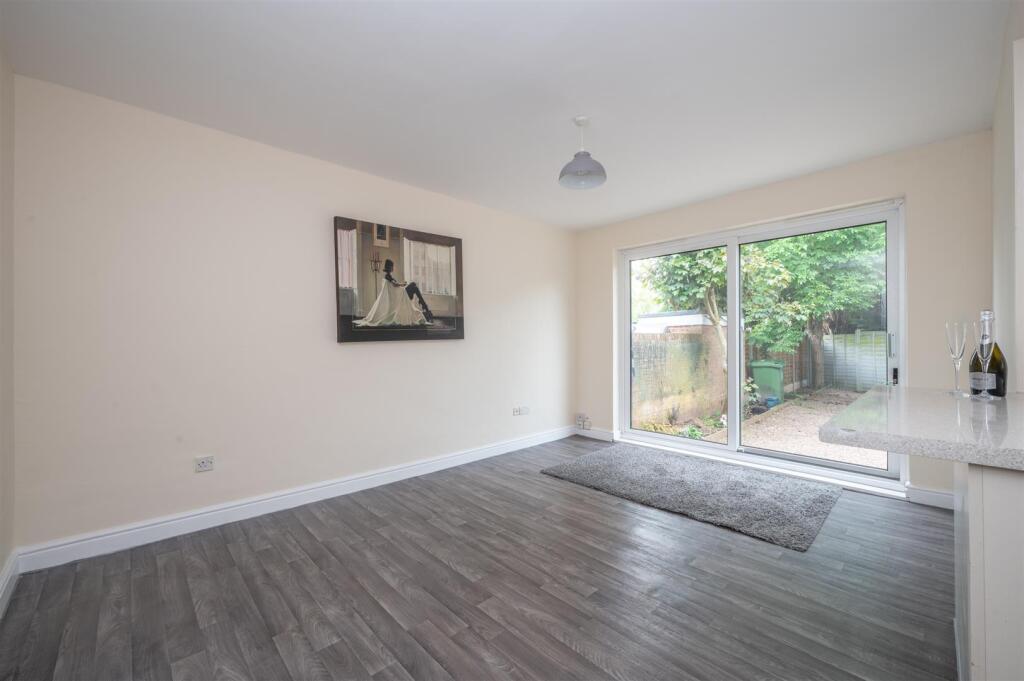 Additional image 9 of St Johns Close, Henley-In-Arden, Warwicshire