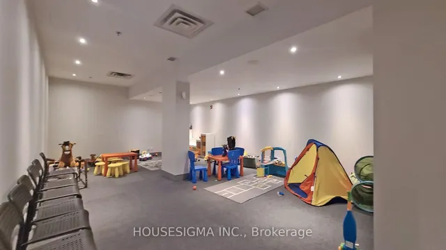 Additional image 43 of 80 Absolute Ave Unit 1303