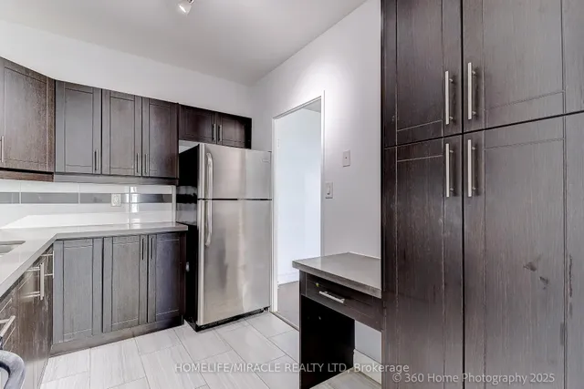 Additional image 2 of 5 Massey Sq Unit 1819