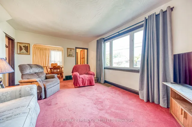 Additional image 6 of 3184 St Clair Ave