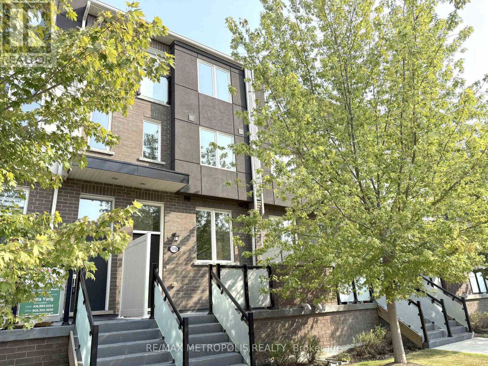 Property image for 15 - 15 HERON PARK PLACE|Toronto (West Hill), Ontario M1E0B8