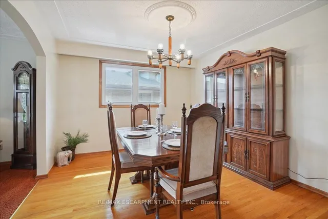 Additional image 11 of 100 Taymall St