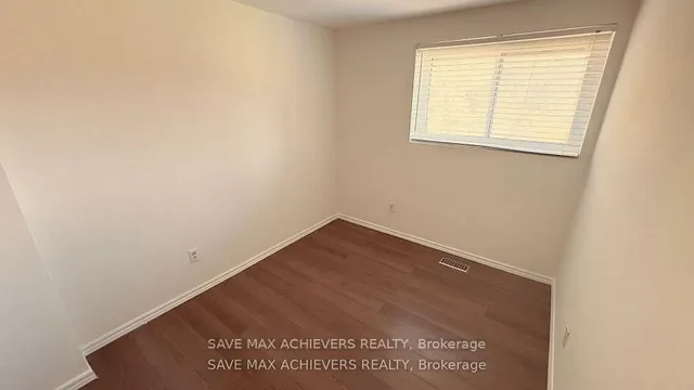 Additional image 19 of 1720 Albion Rd Unit 17