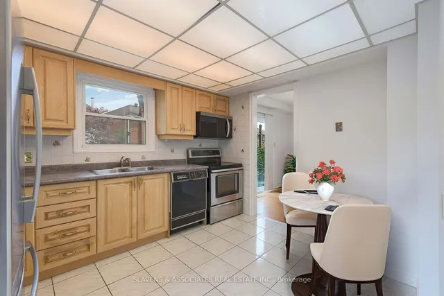 Additional image 6 of 66 Inniscross Cres