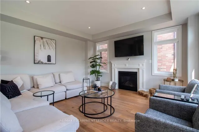 Additional image 18 of 19 SECINARO Ave