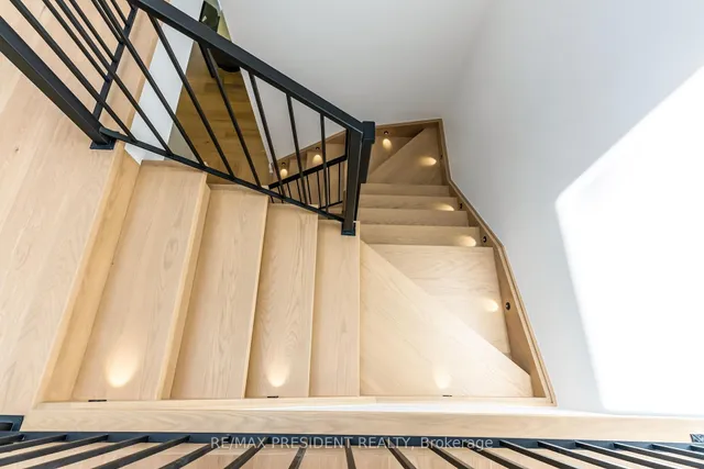 Additional image 21 of 16 Humheller Rd