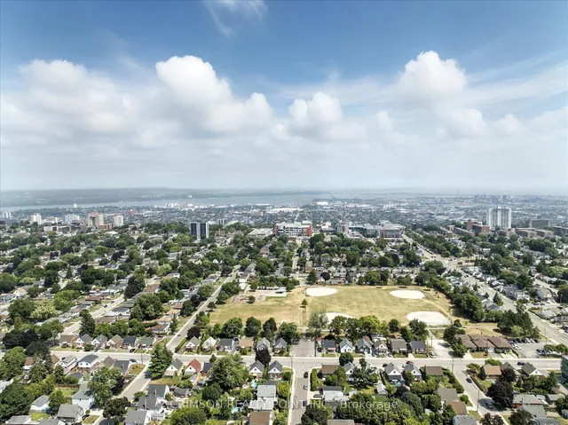 Additional image 7 of 250 East 28th St