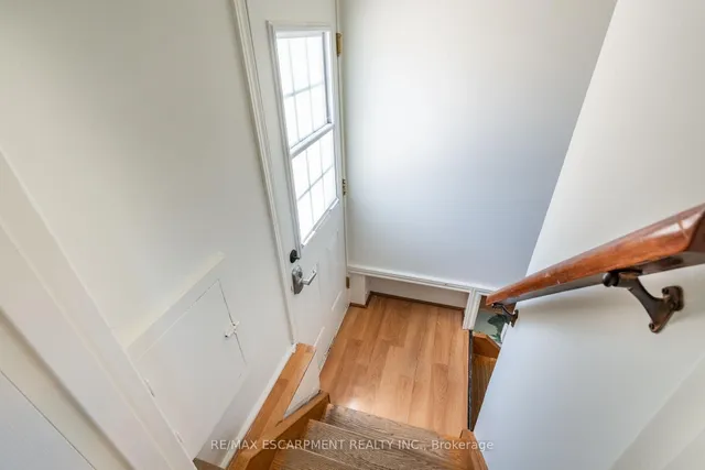 Additional image 23 of 70 Flamboro St