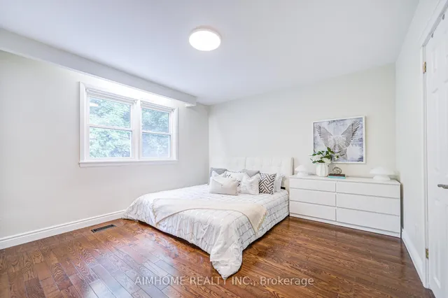 Additional image 23 of 18 Colonnade Rd