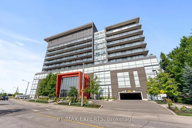 15 James Finlay Way Unit 817