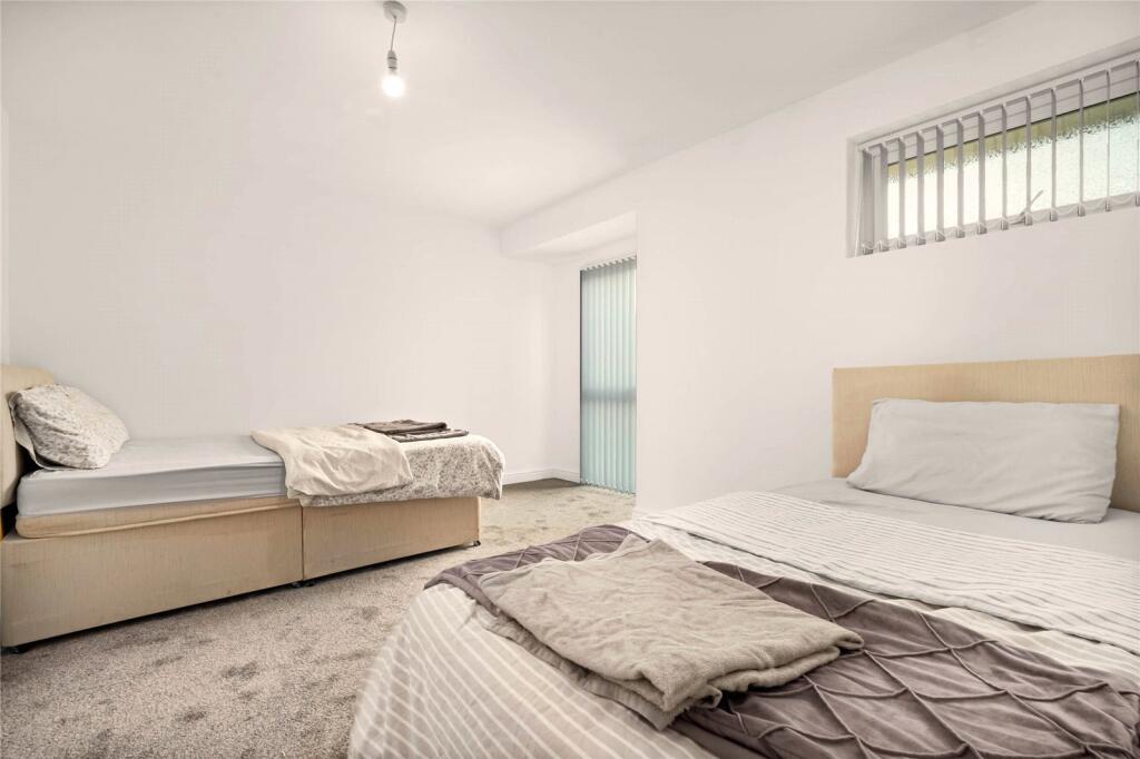 Additional image 14 of Grove Avenue, Moseley, Birmingham, West Midlands, B13