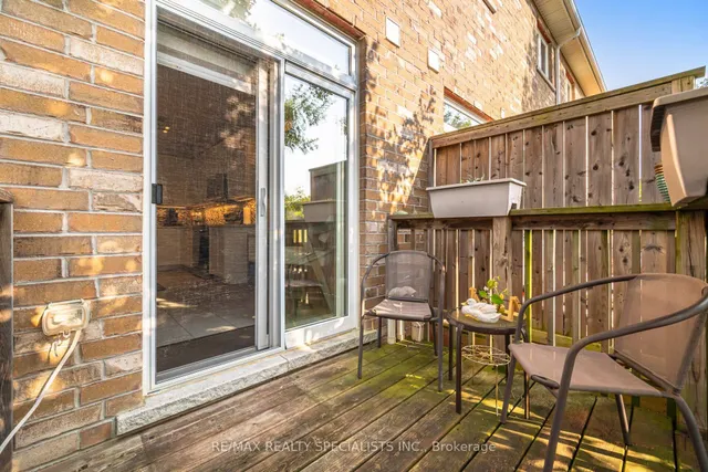 Additional image 45 of 90 Raymond Rd Unit 6