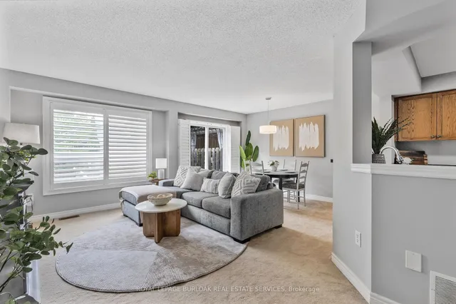 Additional image 13 of 130 Robert St Unit 32