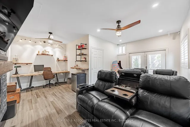 Additional image 44 of 104 Silver Birch Ave