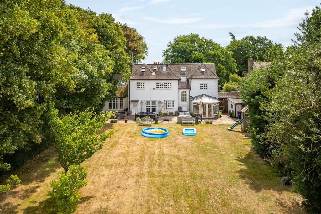 Additional image 24 of Danesbury Park Road, Welwyn