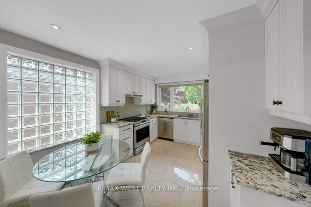 Additional image 4 of 151 Brahms Ave