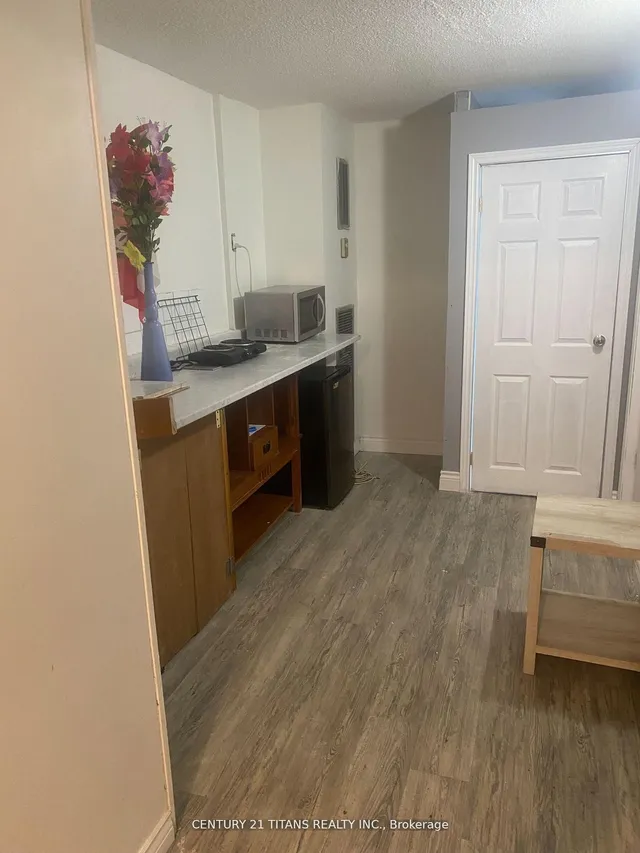 Additional image 16 of 4064 Lawrence Ave Unit 210