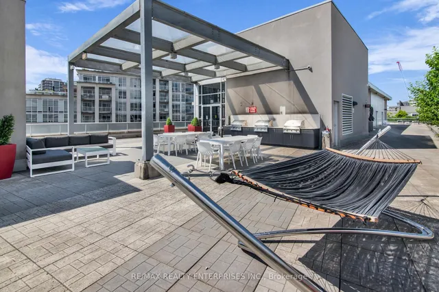 Additional image 39 of 1005 King St Unit 913