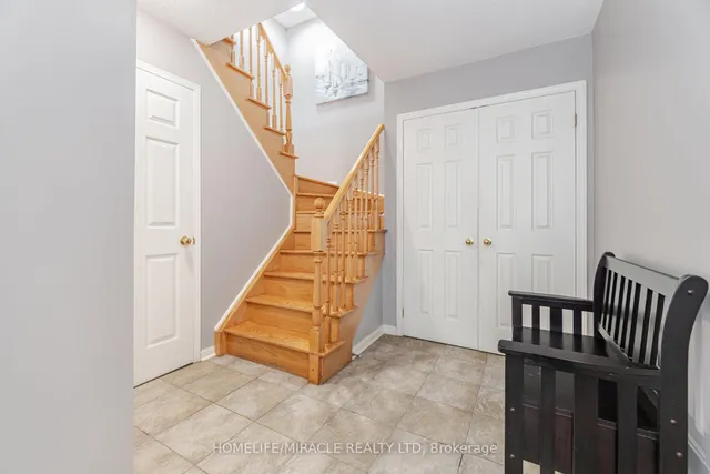 Additional image 8 of 83 Mondeo Dr Unit 32