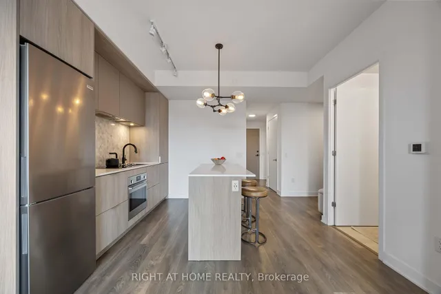 Additional image 7 of 130 River St Unit 601