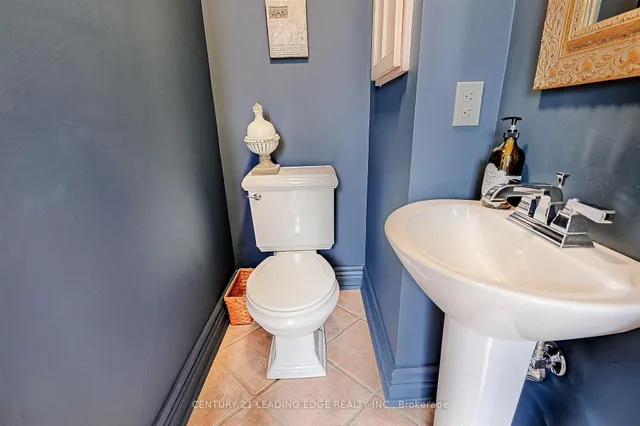 Additional image 24 of 101 Silver Birch Ave