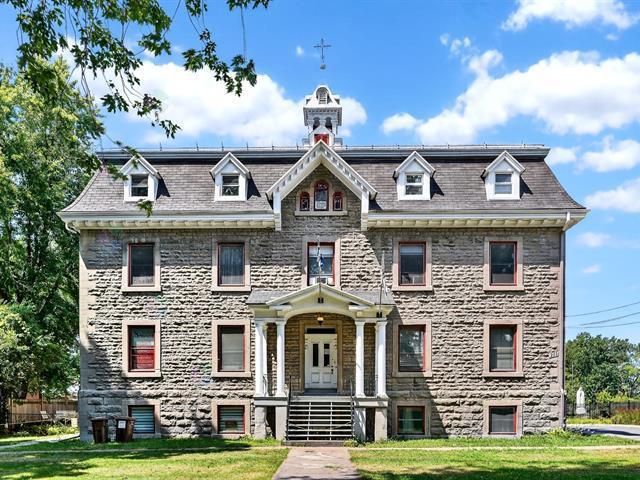 Property image for 233 Boul. Ste-Rose|Laval (Sainte-Rose), Quebec H7L1L7