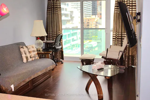 Additional image 6 of 70 Roehampton Ave Unit 512