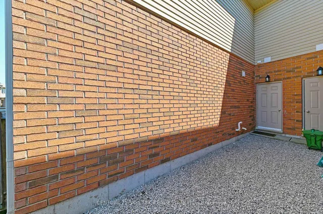 Additional image 30 of 94 Charleswood Cres