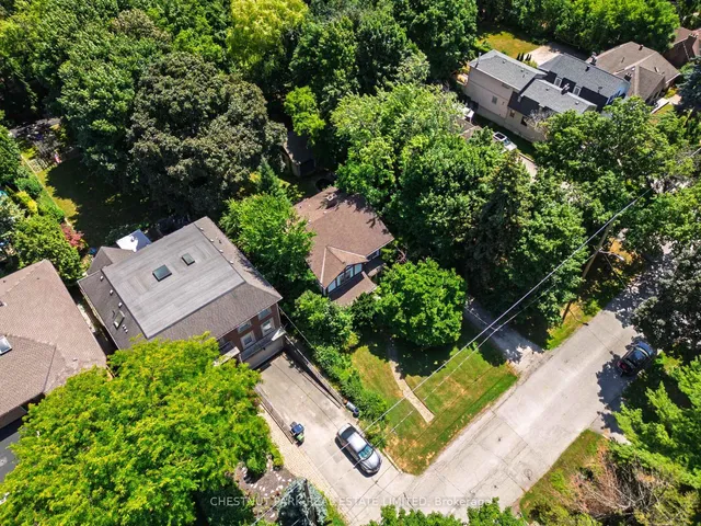 Additional image 35 of 61 Burnhamthorpe Cres