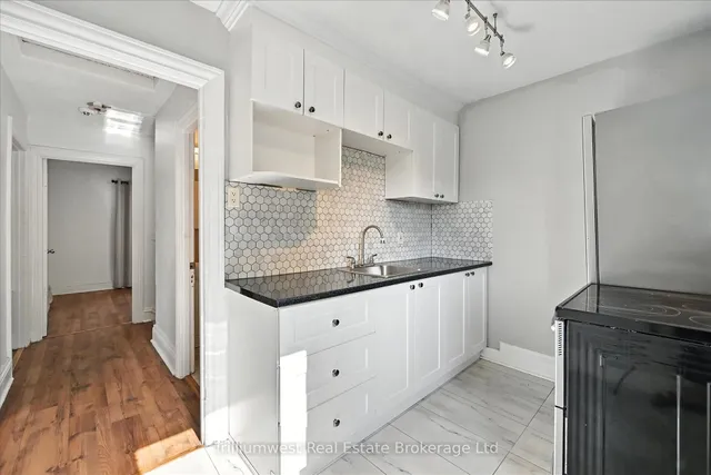 Additional image 28 of 4 Madison Ave