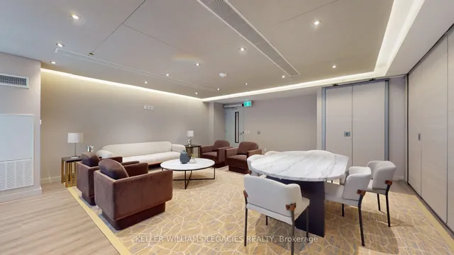 Additional image 19 of 543 Richmond St Unit 405