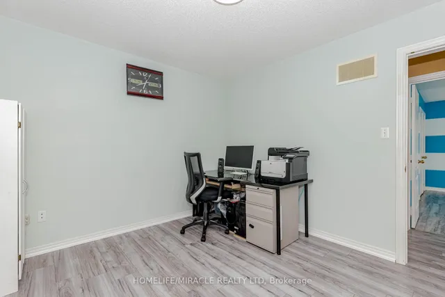 Additional image 38 of 27 Fossil St