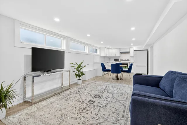 Additional image 30 of 9 Tadcaster Pl