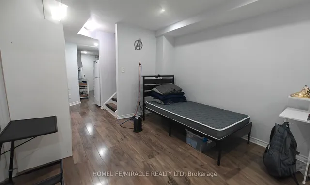 Additional image 26 of 6 September Pl