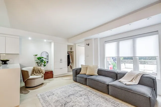 Additional image 10 of 27 Florence Wyle Lane