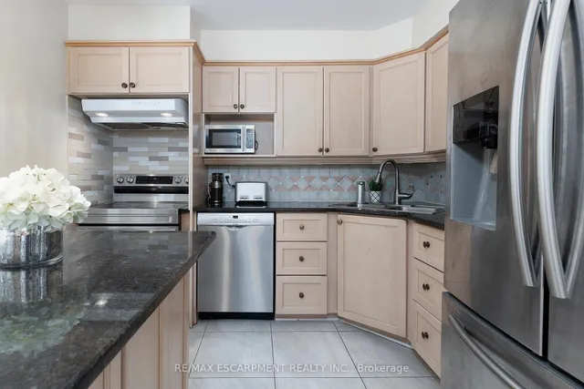 Additional image 9 of 3333 New St Unit 74