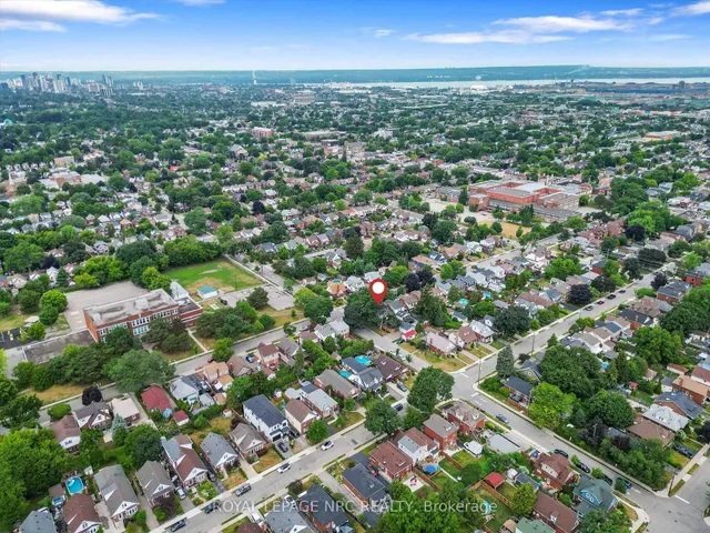 Additional image 42 of 107 Wexford Ave