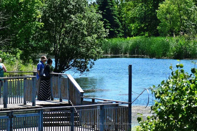 Additional image 37 of 66 Inniscross Cres