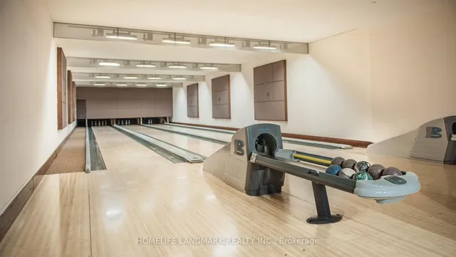 Additional image 26 of 5 Northtown Way Unit 809