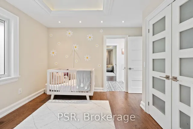 Additional image 36 of 76 South Kingsway