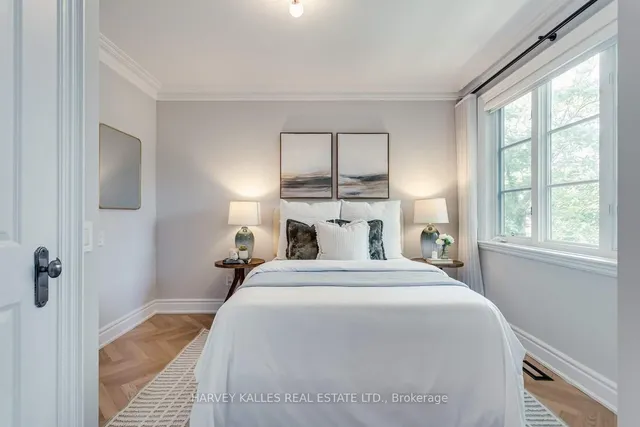 Additional image 33 of 106 Belmont St