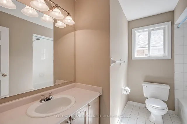 Additional image 27 of 9 Wakefield Lane