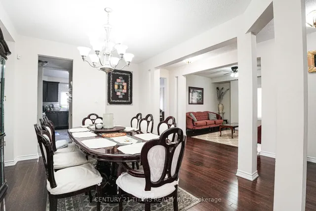 Additional image 8 of 42 Lola Cres